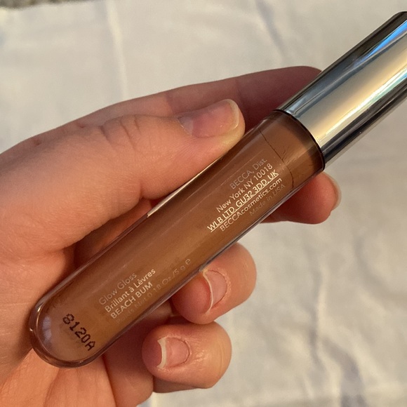 Becca x Chrissy Teigen Glow Gloss - Picture 4 of 5